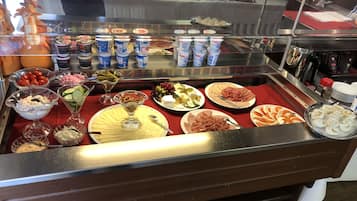 Tägliches inbegriffenes Frühstücksbuffet