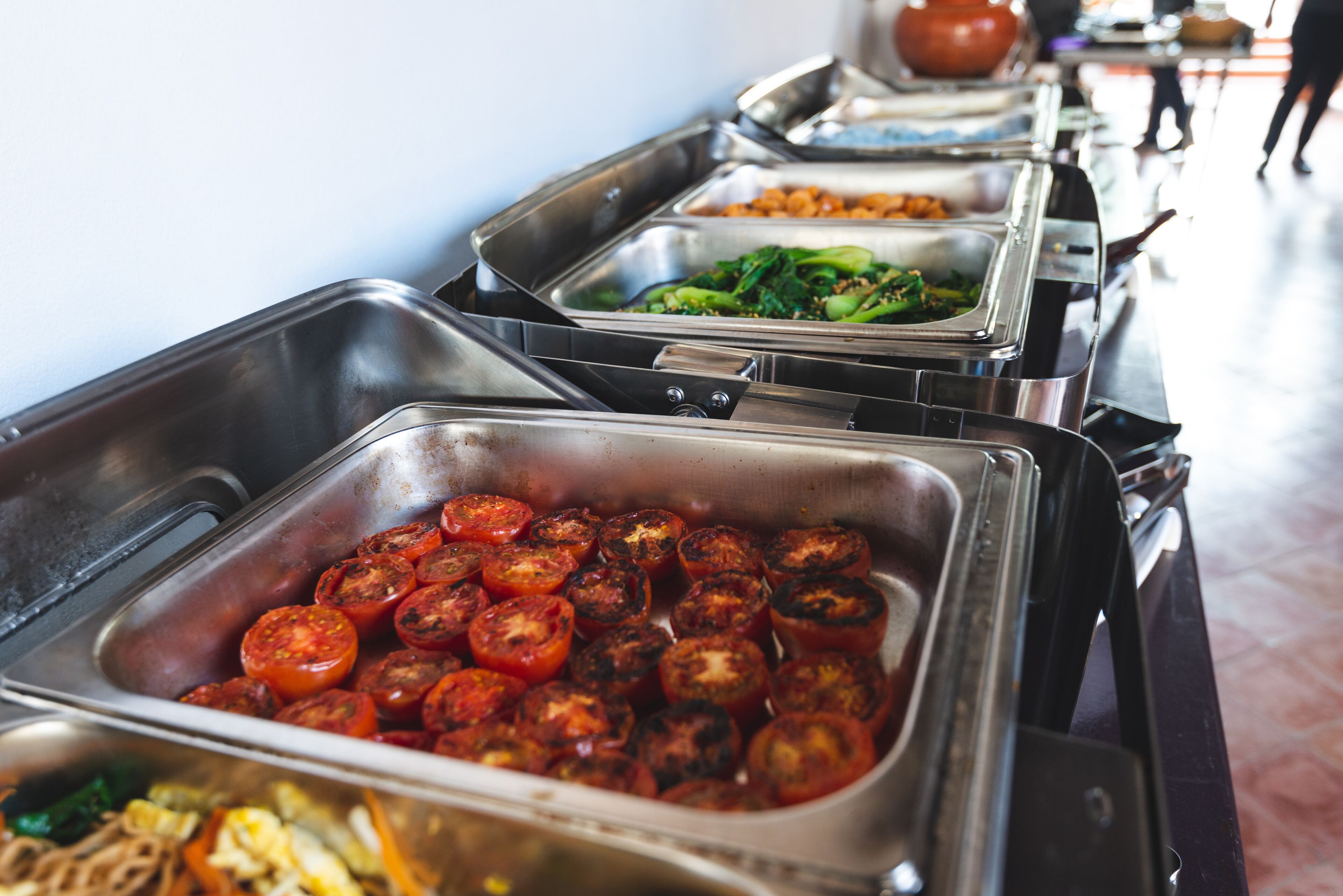 daily english breakfast (usd 5 per person)