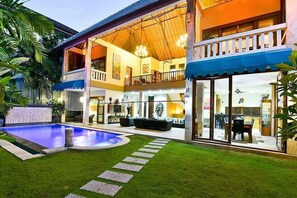 Private pool - Bali Mystique Apartment (Seminyak)