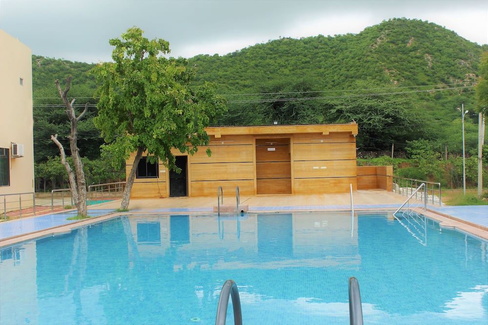 Chitrakoot Garden And Resorts Pushkar