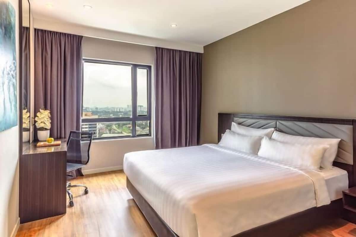 2 間睡房、隔音、熨斗/熨衫板、免費 Wi-Fi