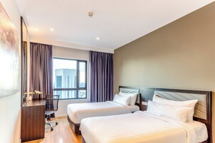Shower, free toiletries, hair dryer, bathrobes