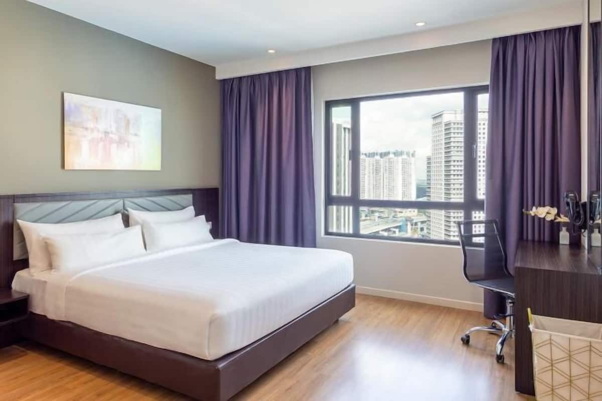 2 間睡房、隔音、熨斗/熨衫板、免費 Wi-Fi