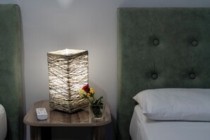 Standard Double Room, Multiple Beds, Non Smoking