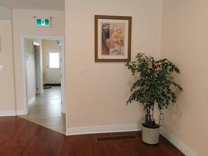 Interior - Amazing house in Niagara Falls Ontario Canada (Niagara Falls)