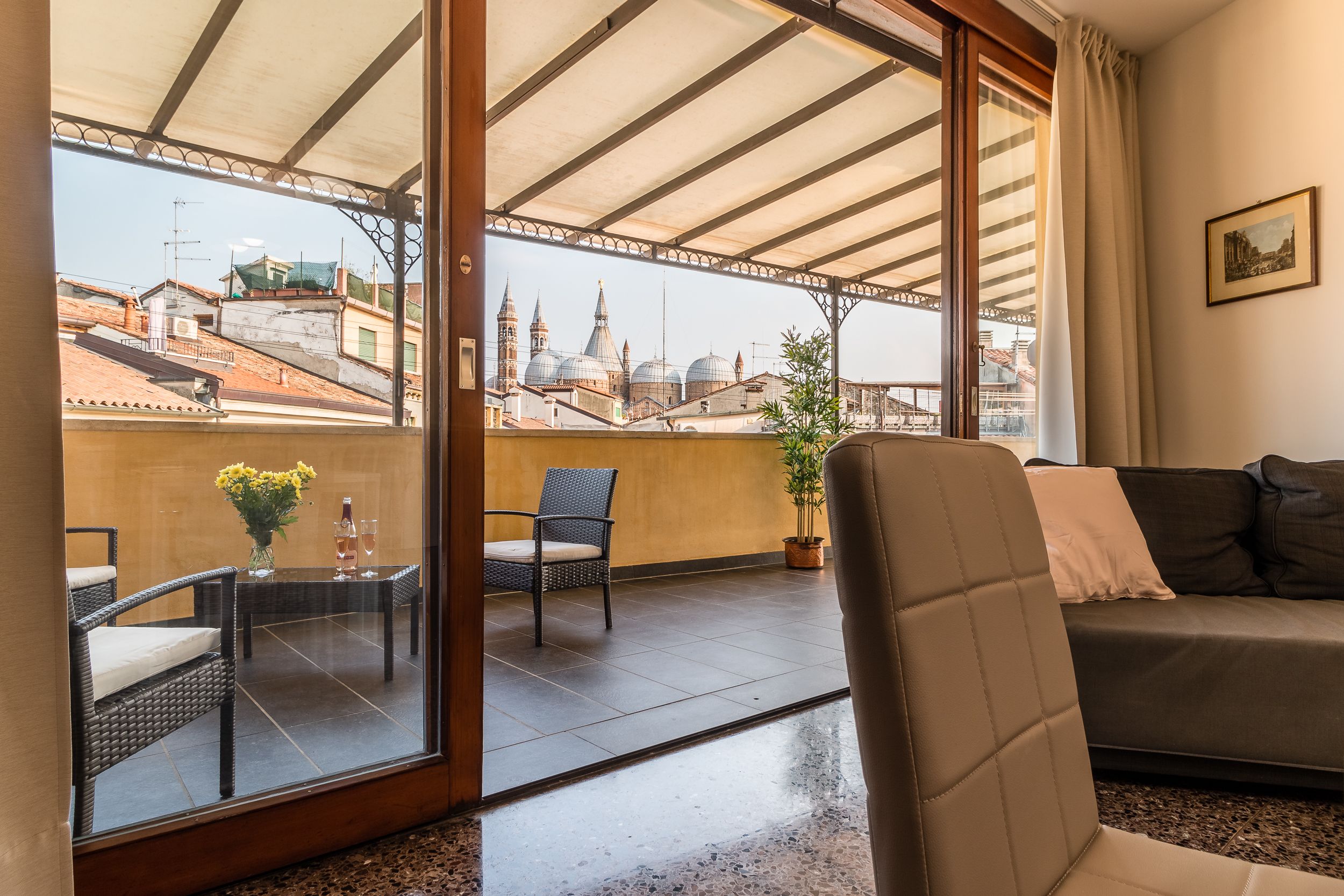 Apartment, Multiple Beds | Living area