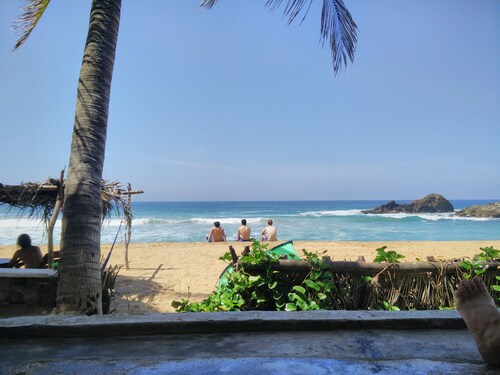 Front beach Vacations - Prieta