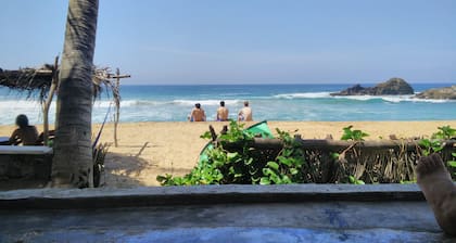 Front beach Vacations - Prieta