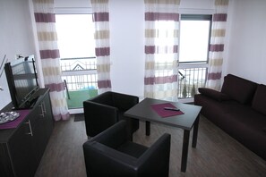 42-inch TV with satellite channels, ping pong - Utes Pension (Georgenberg)