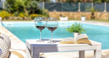 Villa Sporting for a sport and wellness holiday close to the beach with tennis