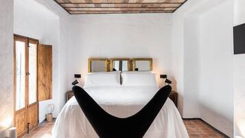 Suite (12) | Free WiFi, bed sheets