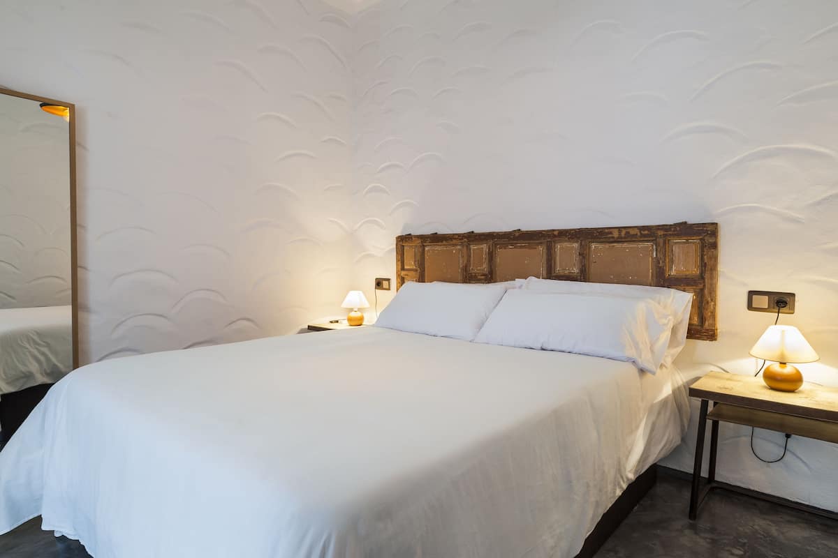 Chambre Double, 1 lit double (2)