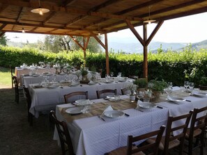 Breakfast, lunch, dinner served; local cuisine  - Agriturismo Il Giardino (Pontassieve)