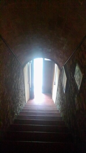 Interior - Apartment in Ancient Borgo Le Querce (Pastina)