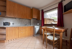 Apartment, 1 Bedroom (Casa Brunnlein 2 ) | Private kitchen