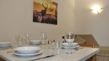 Apartment, 1 Schlafzimmer (Casa Brunnlein 1) | Wohnbereich