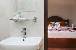 Quarto solteiro luxo, para não fumantes | 2 quartos, individualmente mobiliados, escrivaninha