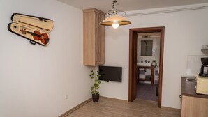 Violin Apartment | 防音設備、WiFi (無料)、客室ごとに異なる装飾、客室ごとに異なるインテリア