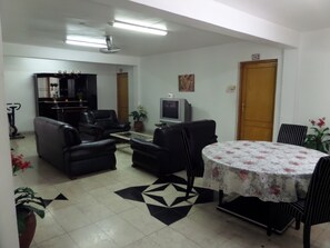 Front of property - Sophia Hotel (Dar es Salaam)