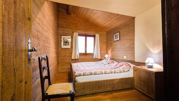 8 chambres, fer et planche Ă  repasser, lit parapluie, Wi-Fi gratuit