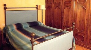 Apartment, Multiple Beds, Non Smoking | 1 bedroom, individually decorated, individually furnished, desk - Guelfa Patio apartment (Florence)