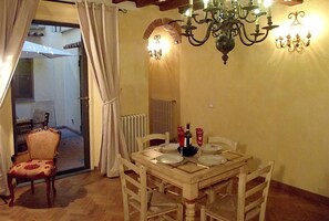 Apartment, Multiple Beds, Non Smoking | Living area - Guelfa Patio apartment (Florence)