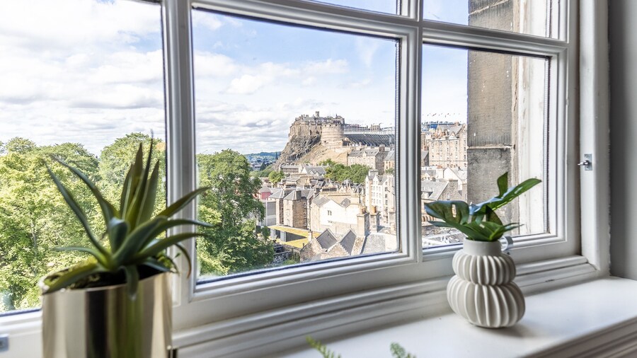 No1. Apartments Edinburgh - George IV Bridge