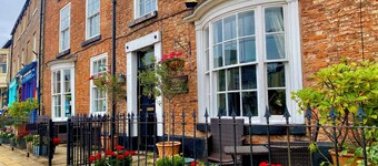 The Castle House Luxury Bed & Breakfast