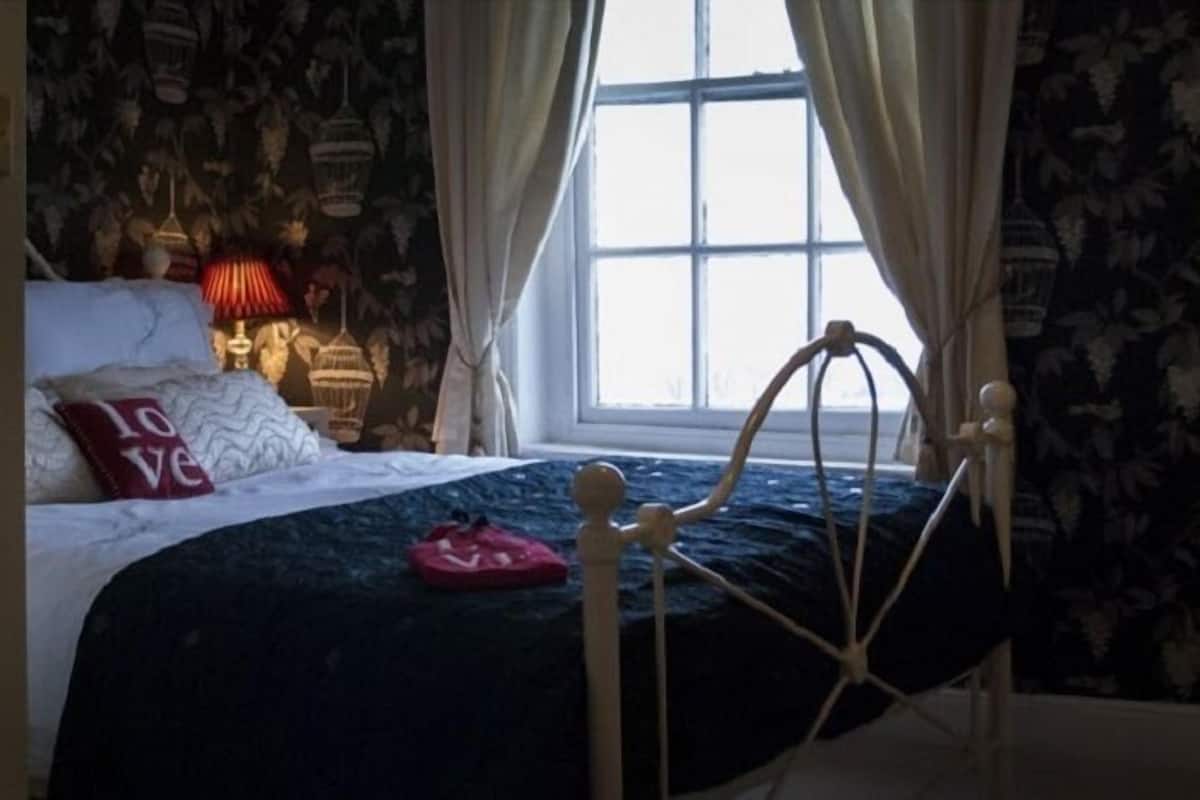 Habitación doble, 1 cama matrimonial, para no fumadores | Ropa de cama hipoalergénica, wifi gratis y ropa de cama