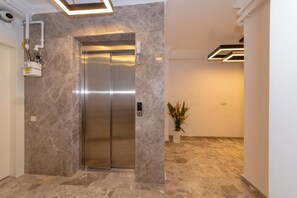 Hallway - Joy Suites (Istanbul)