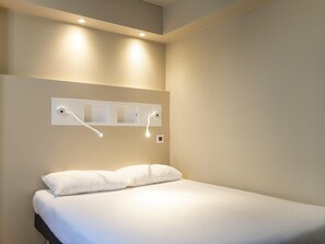 Double Room, 1 Double Bed | Blackout drapes, soundproofing, free cribs/infant beds, free WiFi - ibis budget Fribourg (Granges-Paccot)