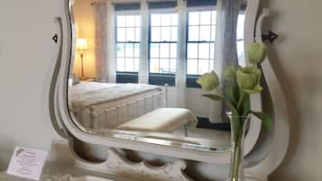 Double Room, Ocean View (Jasmine) | Premium bedding, individually decorated, individually furnished