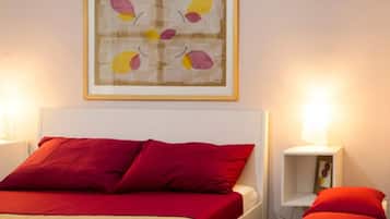 Doppia Comfort, 1 letto queen, non fumatori | Una cassaforte in camera, una scrivania, tende oscuranti, Wi-Fi gratuito