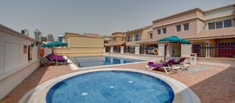 J5 Villas Holiday Homes - Barsha Gardens