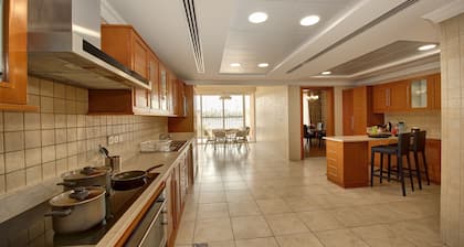 J5 Villas Holiday Homes - Barsha Gardens