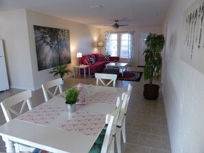 Dining - ***Vacationers welcome! SUPER LAST MINUTE! (Cape Coral)