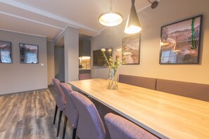 Deluxe-Apartment, 3 Schlafzimmer, Seeblick, Seeseite | Eigene Küche