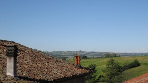 Habitación triple, varias camas, para no fumadores | Vista desde la habitación