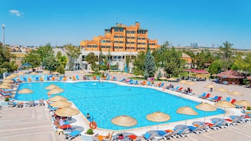 Indoor pool, seasonal outdoor pool
