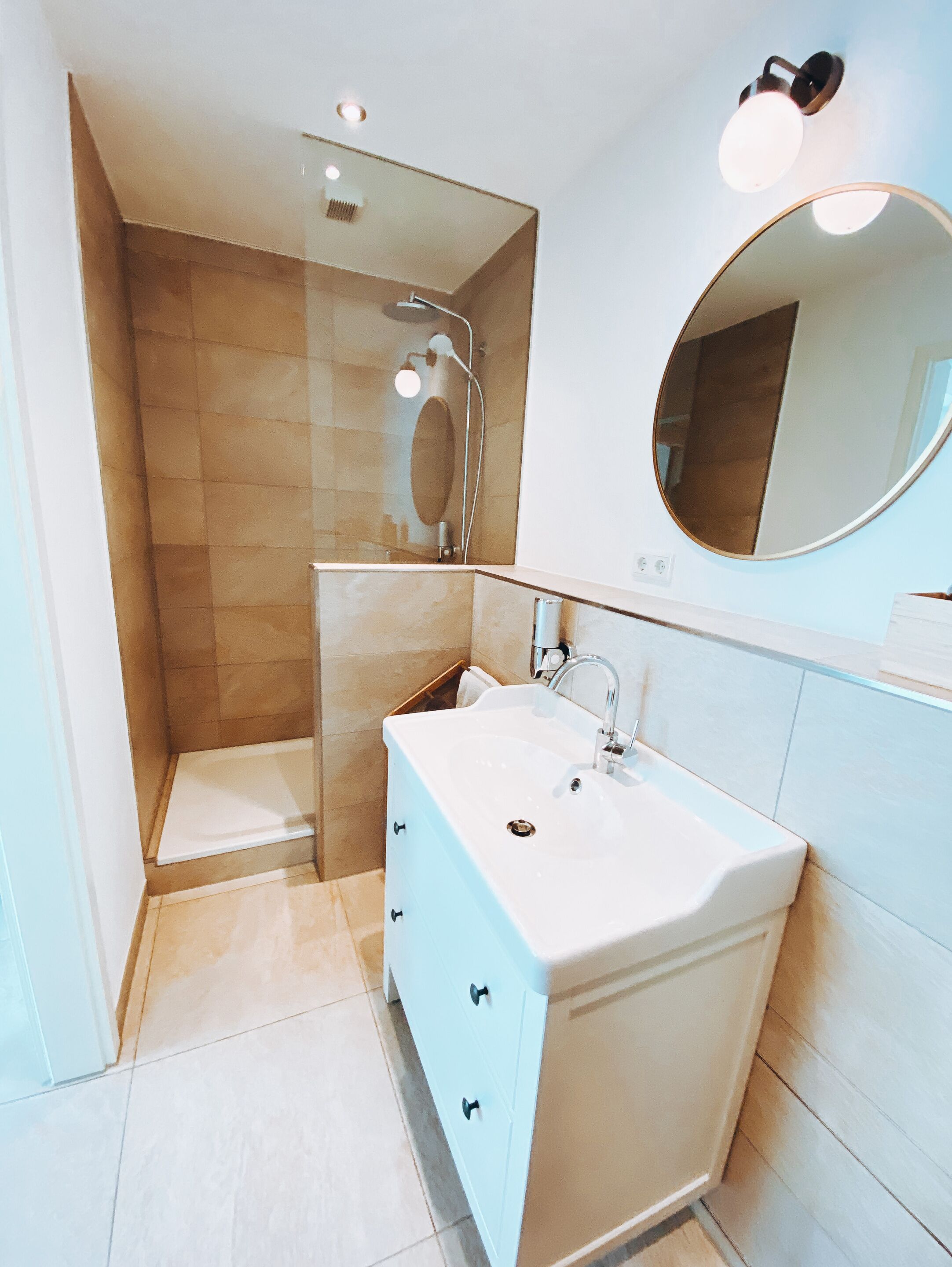 superior double room, private bathroom