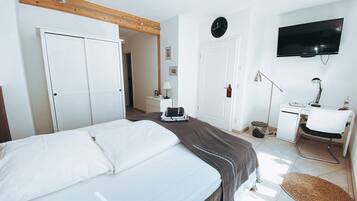 Chambre Double Confort, salle de bains privée