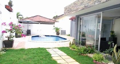 Villa Les Jardins - In Abidjan (Deux Plateaux)