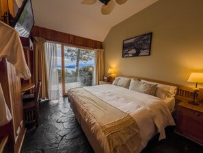 Habitación estándar, 2 camas individuales, vistas al lago | Ropa de cama de alta calidad y edredones de plumas