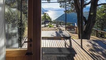 Studio Panoramique, vue lac | Literie de qualité supérieure, couette en duvet d'oie, surmatelas