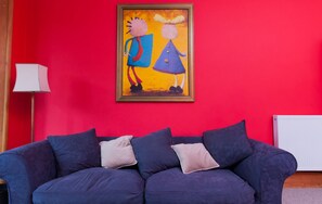 5 habitaciones, tabla de planchar con plancha y wifi gratis 