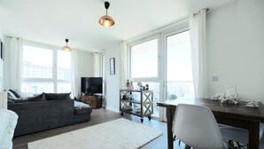 Unclassified image, 4 of 19, button - A Charming and Luxurious 2BR Flat on Walthamstow (London)