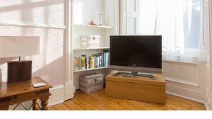 Unclassified image, 4 of 29, button - Beautiful Georgian Flat in Edinburgh - Sleeps 4 (Edinburgh)