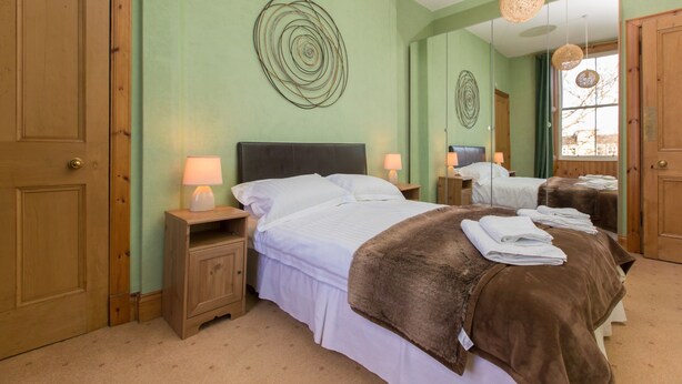 Unclassified image, 1 of 29, button - Beautiful Georgian Flat in Edinburgh - Sleeps 4 (Edinburgh)
