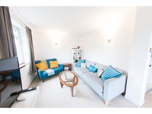 Televisión de pantalla plana, reproductor de DVD