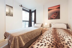 2 Schlafzimmer, Bügeleisen/Bügelbrett, kostenloses WLAN